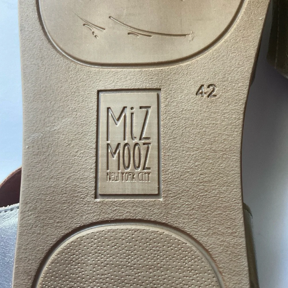 MIZ MOOZ Gold Metallic Leather Sandals size 42 - Picture 6 of 8